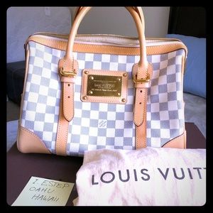 Authentic Louis Vuitton barkeley